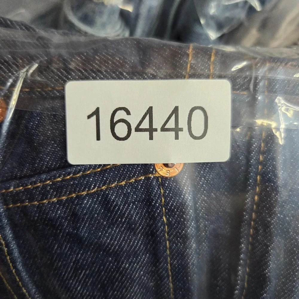Levi's 501 Regular Straight Fit Button Fly Jeans Mens 42x30 Dark Wash